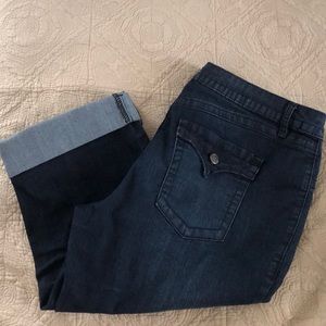 Avenue denim capri Size 14/16
